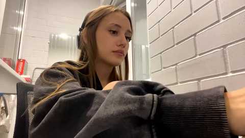 milena_awesome @ stripchat on 20250906