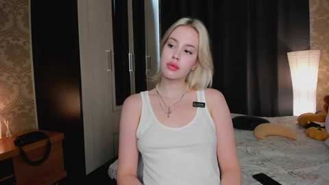 petite_mermaid @ stripchat on 20250906