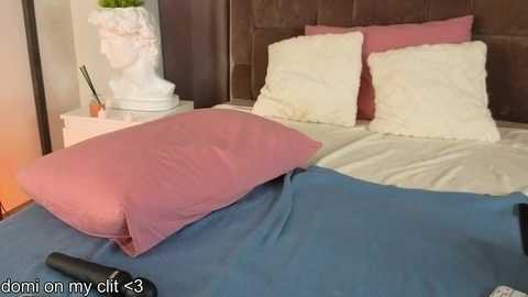 miawillis_ @ stripchat on 20250908