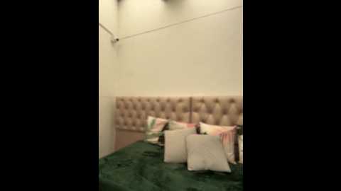 littleteasexxx @ stripchat on 20250910