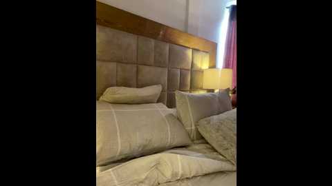 sweet_and_caramel @ stripchat on 20250914