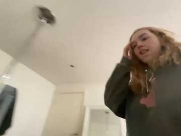 violetcutie @ stripchat on 20250915