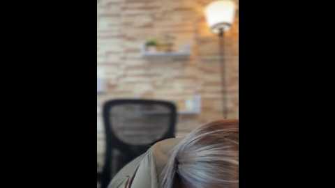 _abril_office1 @ stripchat on 20250916