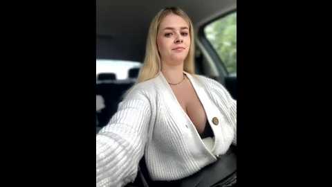 love_bri @ stripchat on 20250916