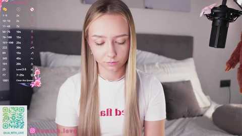 hollisbeckett @ stripchat on 20250919