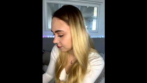 lunamillie @ stripchat on 20250919