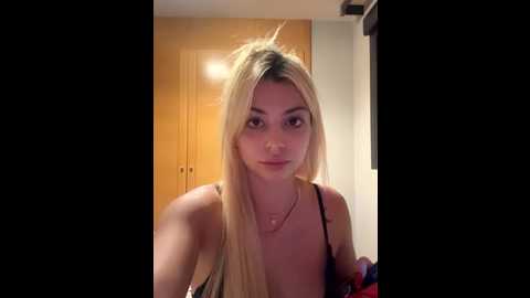 noeliagglow @ stripchat on 20250919