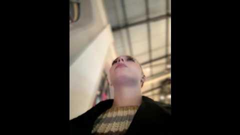 loraadoll @ stripchat on 20250920