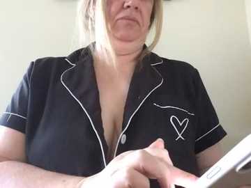 curvy_scottishx @ stripchat on 20250921