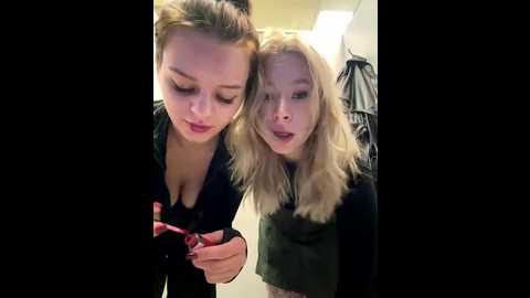 cum_girlss @ stripchat on 20250922