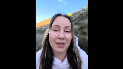 mona_plus @ stripchat on 20250924