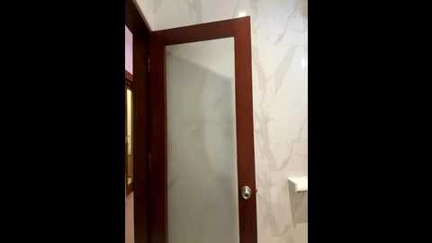 sarahsparkles20 @ stripchat on 20250924