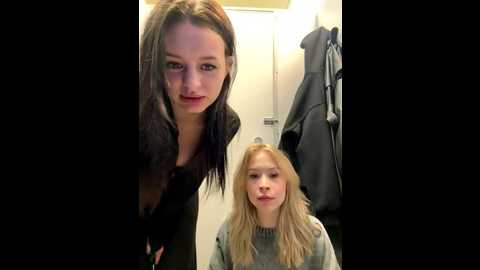 cum_girlss @ stripchat on 20250925