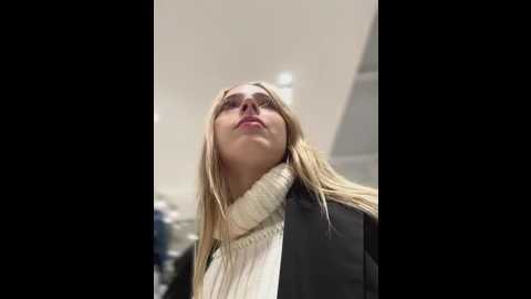 loraadoll @ stripchat on 20250925