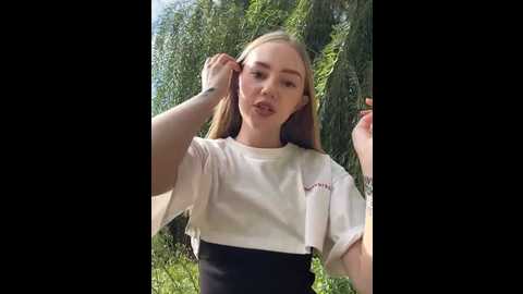 milamoone @ stripchat on 20250925