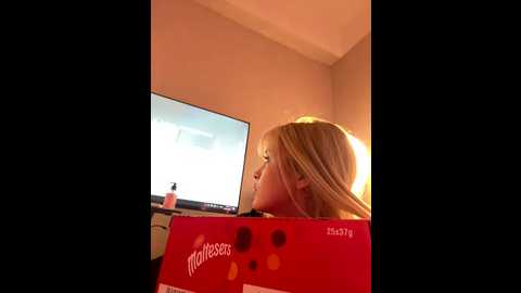 bellasecrett @ stripchat on 20250926