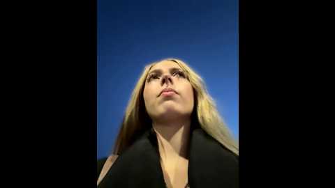 loraadoll @ stripchat on 20250926