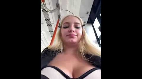 milkyy_wway @ stripchat on 20250926