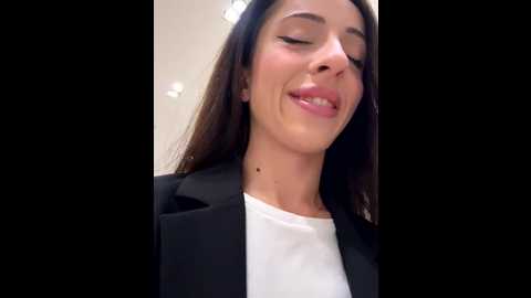 yesmoree @ stripchat on 20250926