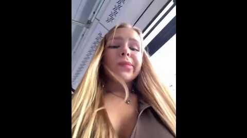 liza_risky @ stripchat on 20250927