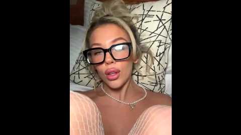 bonniepeachh @ stripchat on 20250928