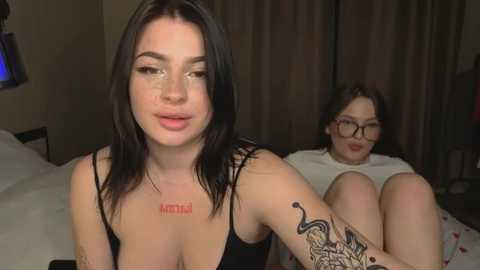 lisaanddenis @ stripchat on 20250928