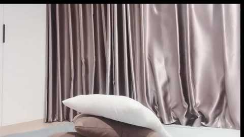 anglezii @ stripchat on 20250929