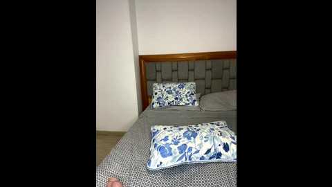 mileeee_ @ stripchat on 20250929