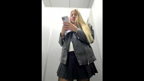 newlale @ stripchat on 20250929