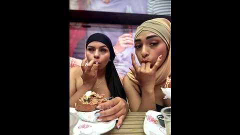 lalilamassu1 @ stripchat on 20250930