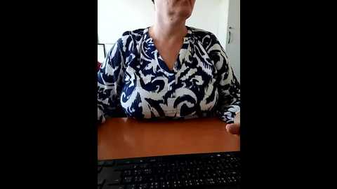 milf_love_fist99 @ stripchat on 20250930