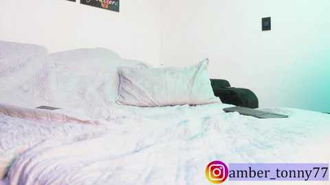 amber_tonny77 @ stripchat on 20251001