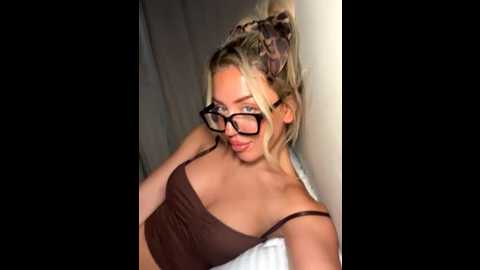 bonniepeachh @ stripchat on 20251001