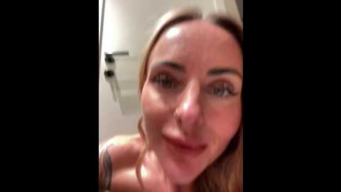 emasalis @ stripchat on 20251001