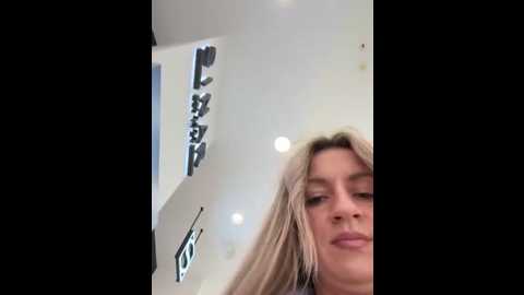 evvamur @ stripchat on 20251001