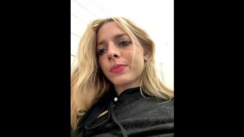 loraadoll @ stripchat on 20251001