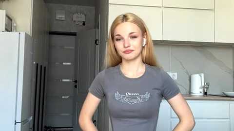 mycutemolly @ stripchat on 20251001