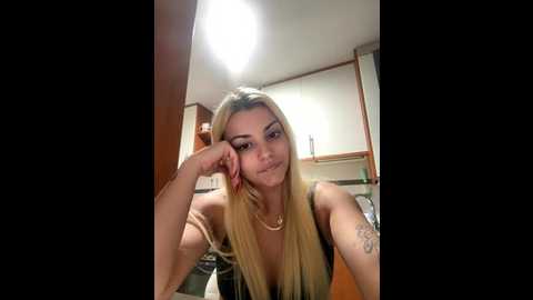 noeliagglow @ stripchat on 20251001