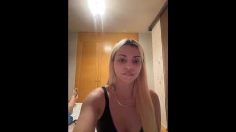 noeliagglow @ stripchat on 20251001