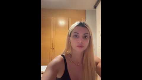 noeliagglow @ stripchat on 20251001