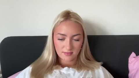 kitty_swetty @ stripchat on 20251002