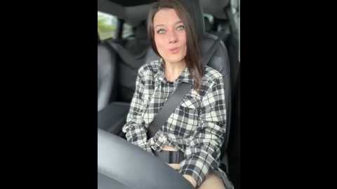 ladylena1 @ stripchat on 20251002