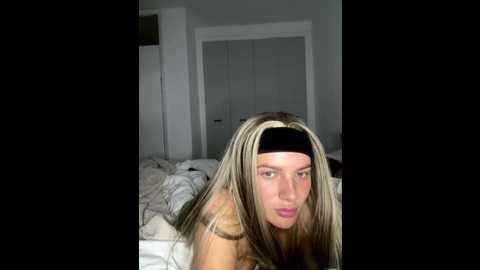 little_lola_x @ stripchat on 20251002