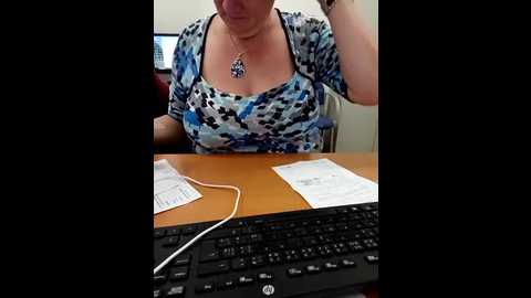 milf_love_fist99 @ stripchat on 20251002