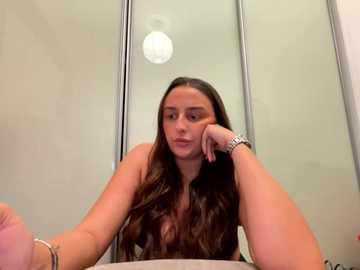 playfulvixen25 @ stripchat on 20251002