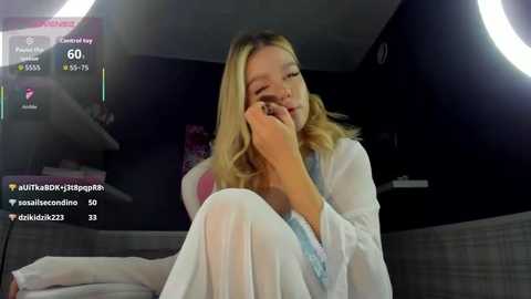 anna_robinson @ stripchat on 20251003