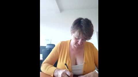 milf_love_fist99 @ stripchat on 20251003