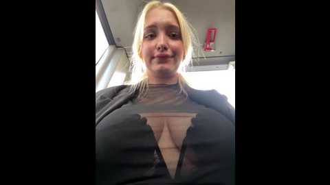 milkyy_wway @ stripchat on 20251003