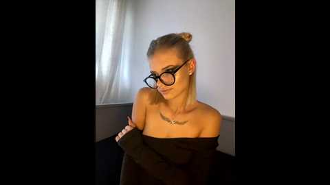 aishakali @ stripchat on 20251004