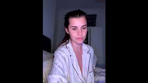 alitanova @ stripchat on 20251004